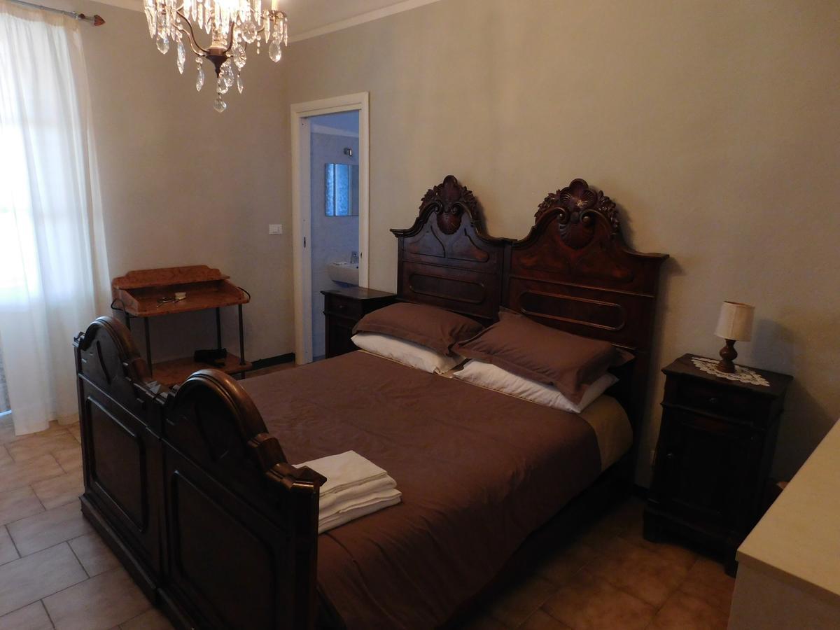 Il Duca Bianco Hotel Calosso Ngoại thất bức ảnh