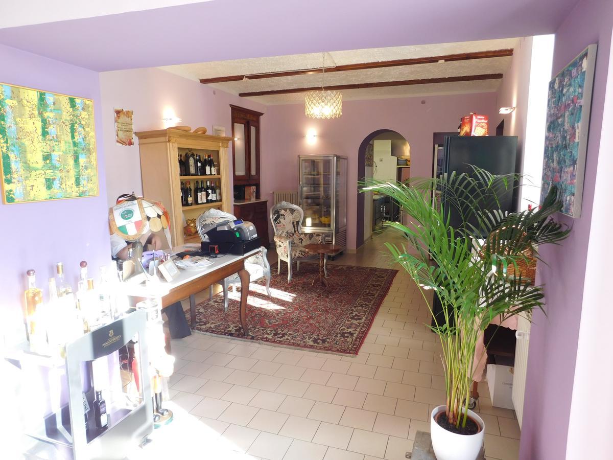 Il Duca Bianco Hotel Calosso Ngoại thất bức ảnh